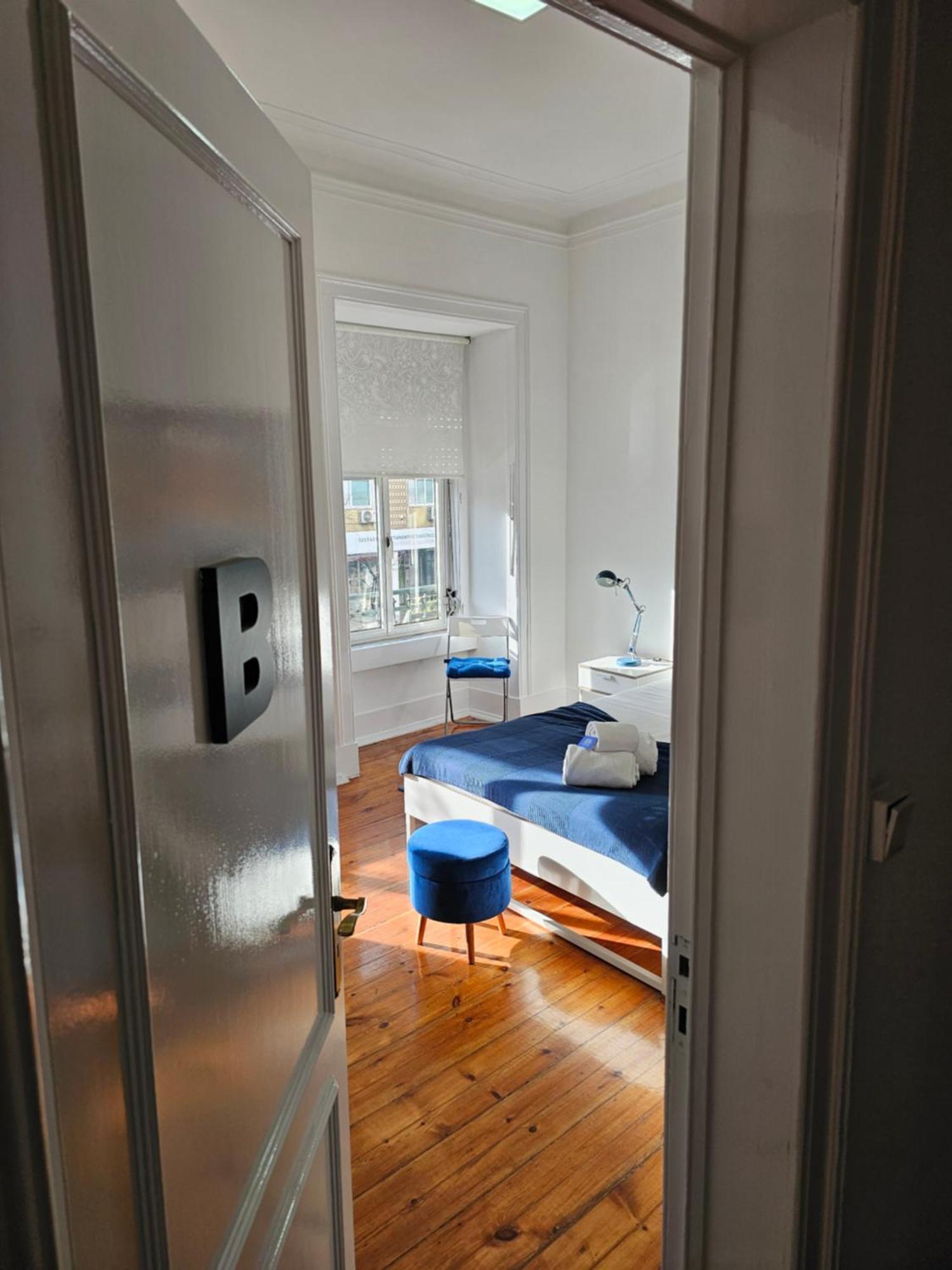 Almirante GuestHouse Lisboa Habitación foto