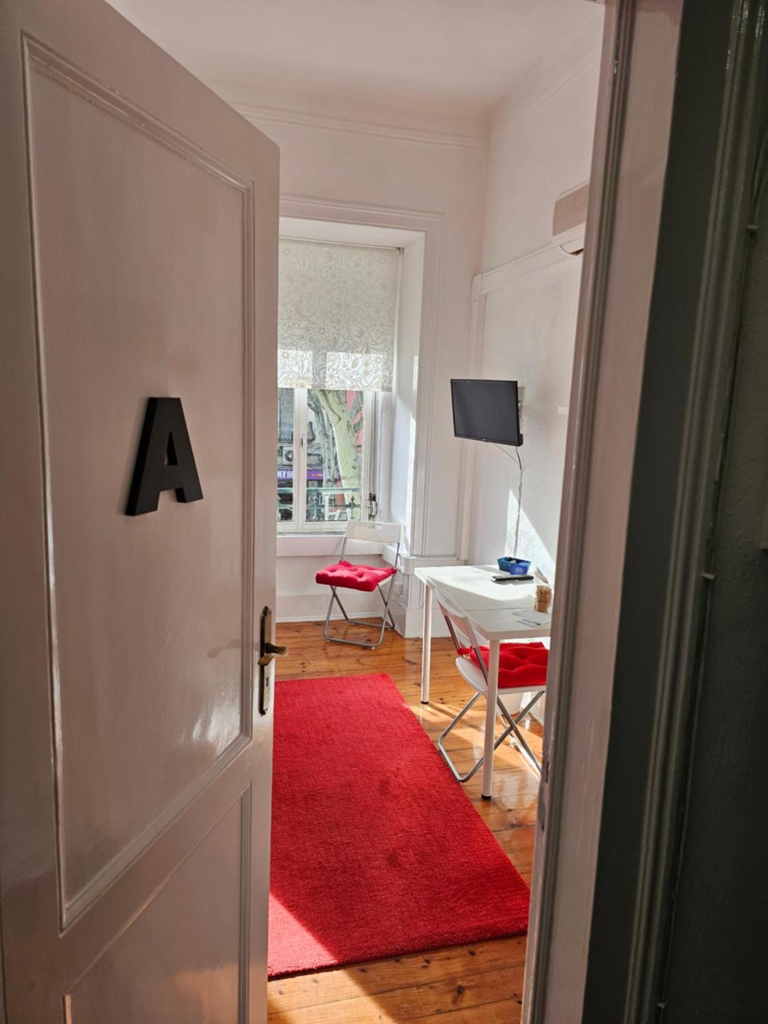 Almirante GuestHouse Lisboa Habitación foto