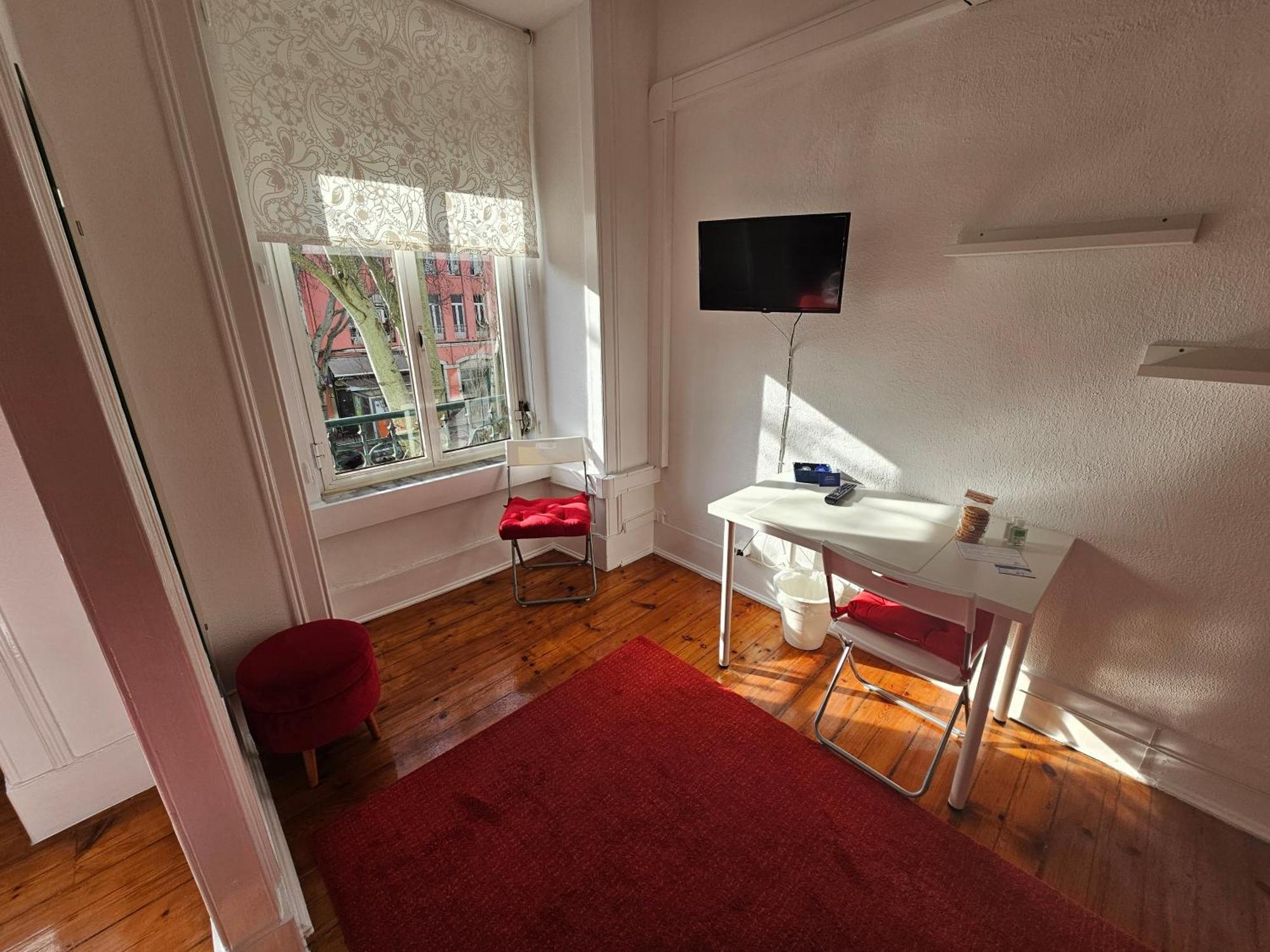 Almirante GuestHouse Lisboa Habitación foto